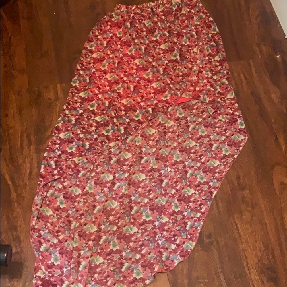Ladies Hi Lo Skirt